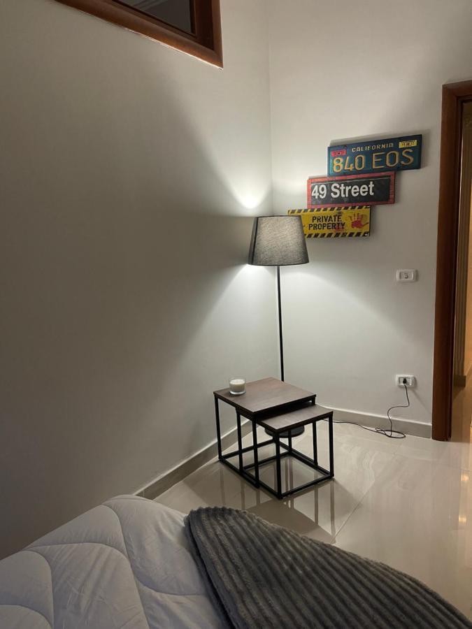 Miracles On 32Th Street Apartamento Nápoles Exterior foto